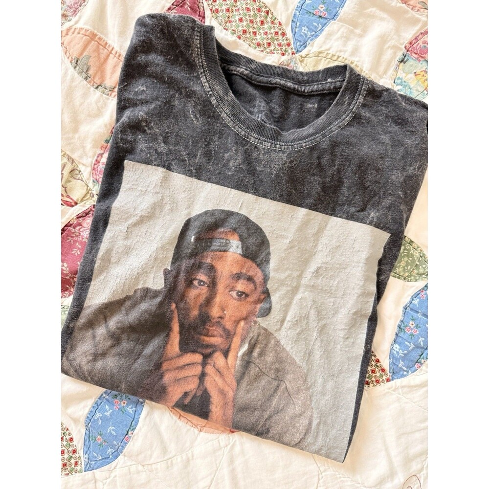 Women’s Tupac Shakur Graphic T-Shirt Black Acid Wash Rap & Hip Hop Size M